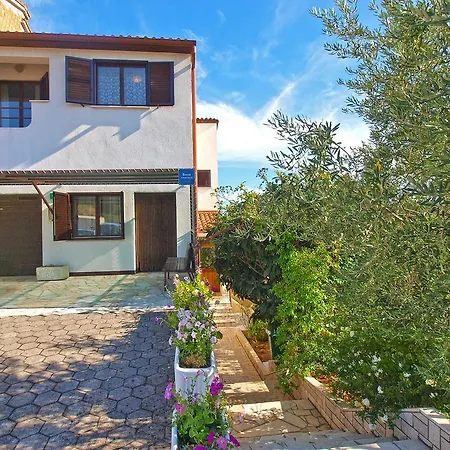 Apartment Apartment Dragan 1460